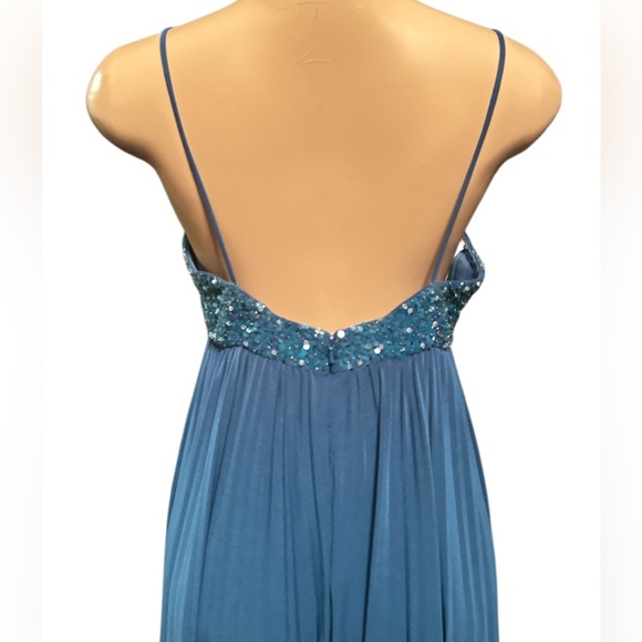 Jovani Formal Sequins Beaded Pleaded Long Evening Gown Dress With Bow - Picture 6 of 11